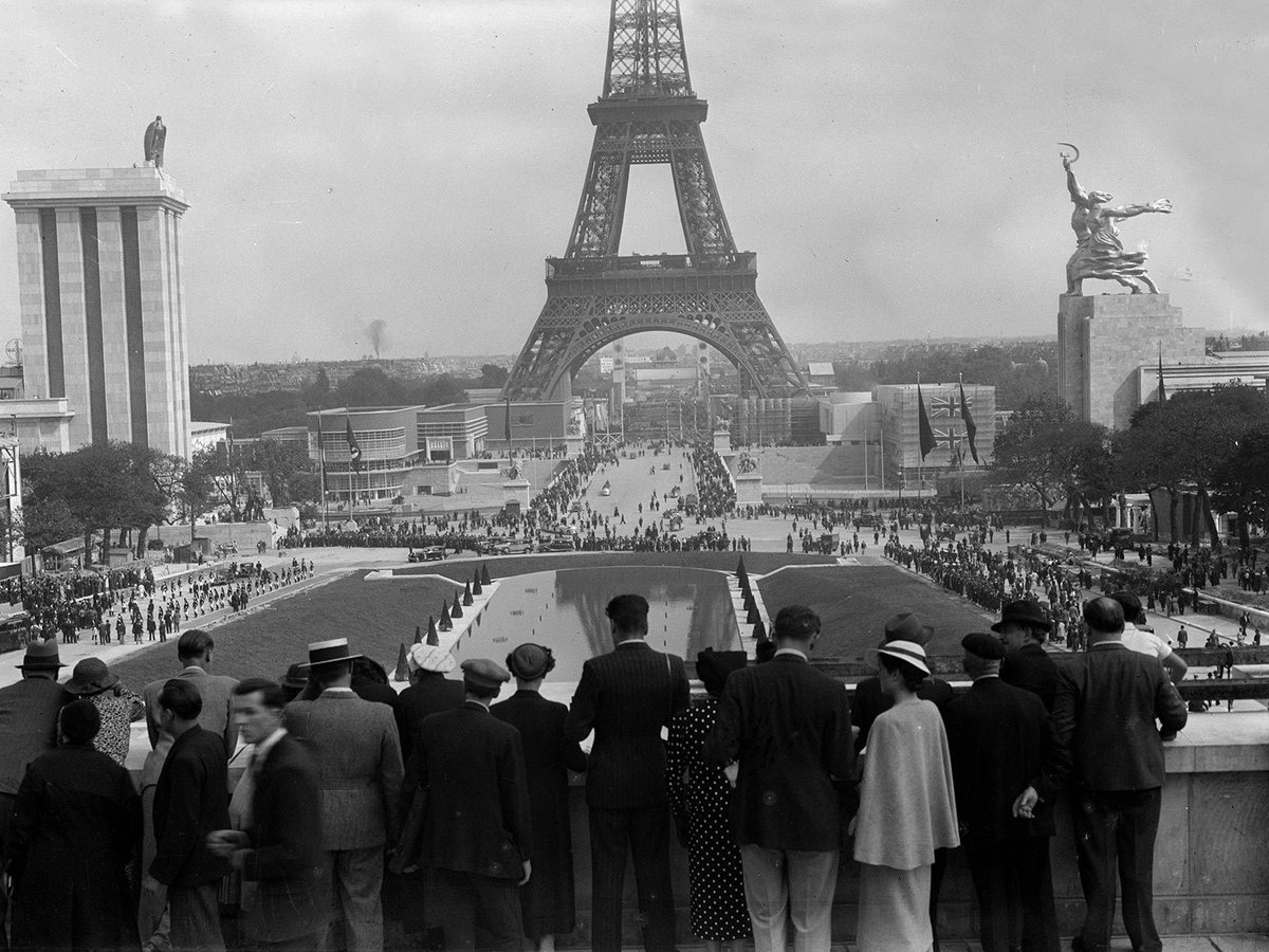 всемирная выставка 1937 года в париже. рабочий и колхозница в париже 1937. советский павильон в париже 1937. павильон германии в париже, 1937 г. рабочий и колхозница на выставке в париже 1937.