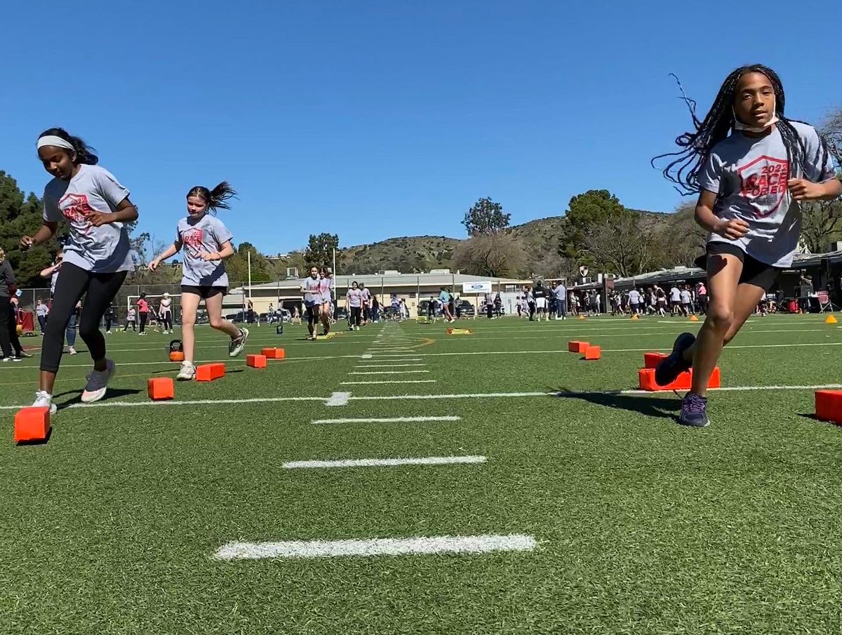 VCSCrusaders's tweet photo. Race for Education was AWESOME! Thank you to all of our amazing runners, supporters, and volunteers for making the 18th annual event such a blast! If you haven’t yet, there’s still time to donate at https://t.co/l3zy07JmET! 
_____
#VCSFamily #CRUNITED #Race4Ed #VCSElementary https://t.co/1QP7aB7VM9