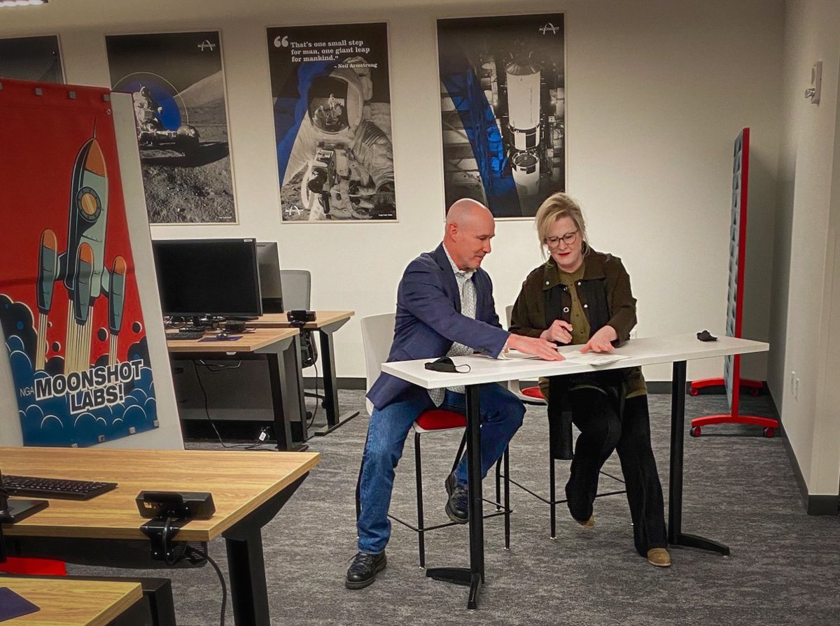 T-REX 🦖 tweet media