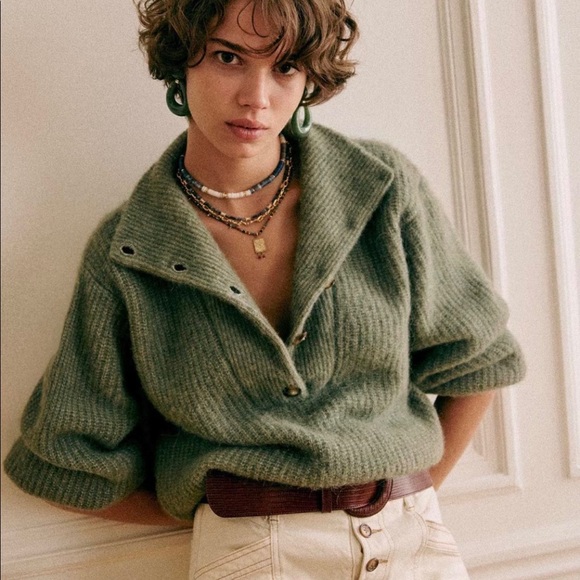 sell4_u's tweet photo. So good I had to share! Check out all the items I'm loving on @Poshmarkapp #poshmark #fashion #style #shopmycloset #alya #premium #sezane: https://t.co/ktTBI4YWkR https://t.co/TLZIH8K8m9