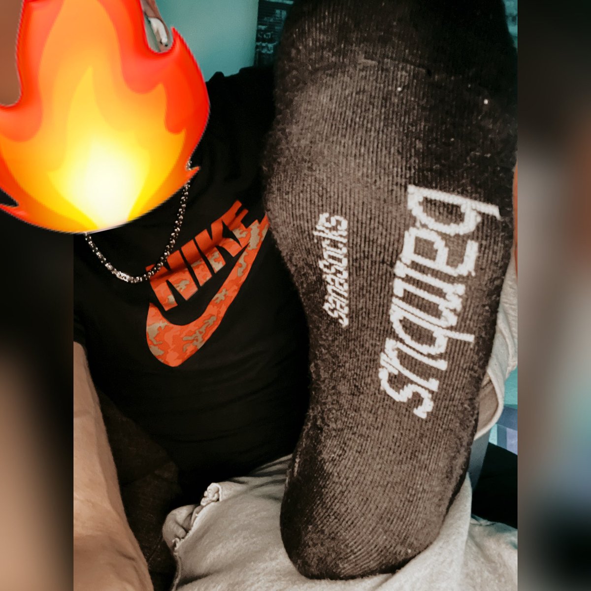 sneakerboy18261's tweet photo. #cashmaster🔥😈#sniffme https://t.co/fZCoiHUpgt