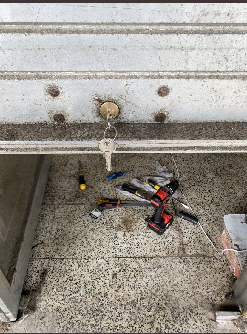 Barnsleylocks11's tweet photo. Selection of jobs completed in #Barnsley #Doncaster and #Rotherham recently on commercial and domestic properties. #locksmiths #upvcrepairs #Yale #ERA #Security https://t.co/dfku4xjSvg