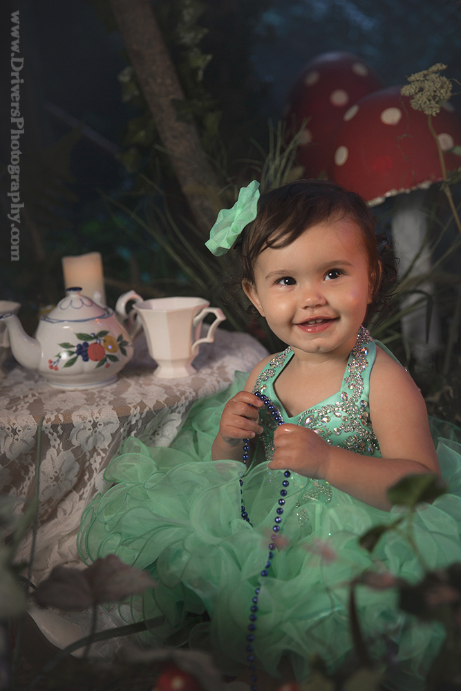 DriversPhoto's tweet photo. In Florida,
The Fey still dance in the warm moonlight
They sing with the crickets, can you hear them?
#fairytail #story #storybook #teaparty
#teapartytheme #cutekids #florida #floridalife #disneyworld #disney #fable #childmodel #childrensbooks #childphotography https://t.co/gvWJ44Q3wa