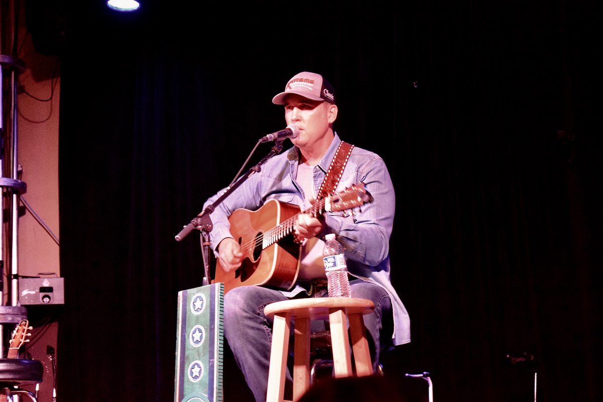 BackstageNash's tweet photo. Check out photos from #backstagenashville with @BriceLongSongs, @WillmonTrent, @RayStephenson, @JessieLRitter, &amp; Garrett Bradford at https://t.co/yQ6Ur35GMZ 🤩🎶

@3rdandLindsley #devonoday #nashvilletennessee https://t.co/3fgheCjzgv