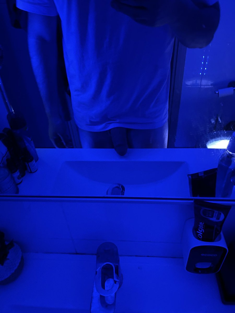 BigJoyOFFICIAL's tweet photo. Blue night 💙🤤 

#horny #pyt #clit #wetpussy #tightpussy #yesdaddy #daddykink #breedme #breedingkink #dildo #masturbating #solo #fuckme #ageplay #nsfw #orgasm #cumming #creaming #loli #nolimits https://t.co/LePYrDvJX5