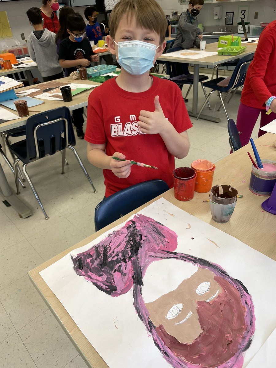 artwithMsFlo's tweet photo. Third graders @FairhillES working on their self portraits i#and including clues to tell about their culture! @FCPSfinearts @FCPSR2 https://t.co/GqDZHuv2eD