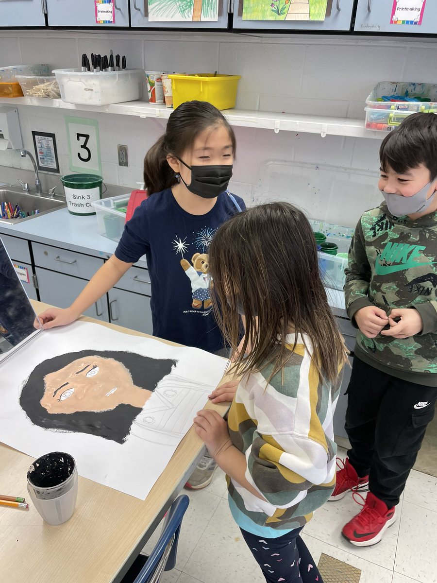 artwithMsFlo's tweet photo. Third graders @FairhillES working on their self portraits i#and including clues to tell about their culture! @FCPSfinearts @FCPSR2 https://t.co/GqDZHuv2eD