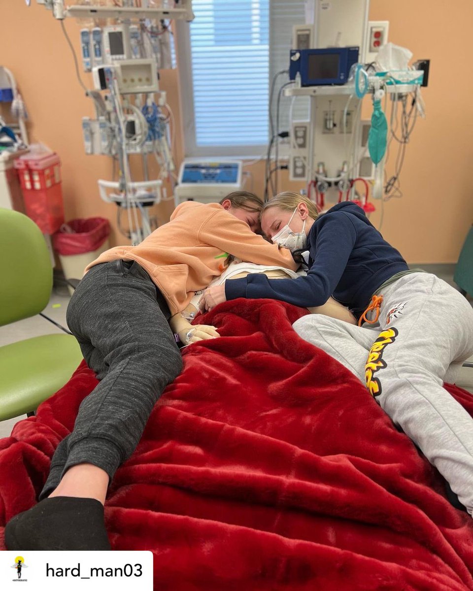 mikaelkingo's tweet photo. Bullying MUST stop. 12 years old. Why? Your words and actions killed this boy. He felt there was no other way out. #SuicidePrevention #doitfordrake step up. Say something. Do something. Be inclusive and kind. https://t.co/lmPmYcZh3t