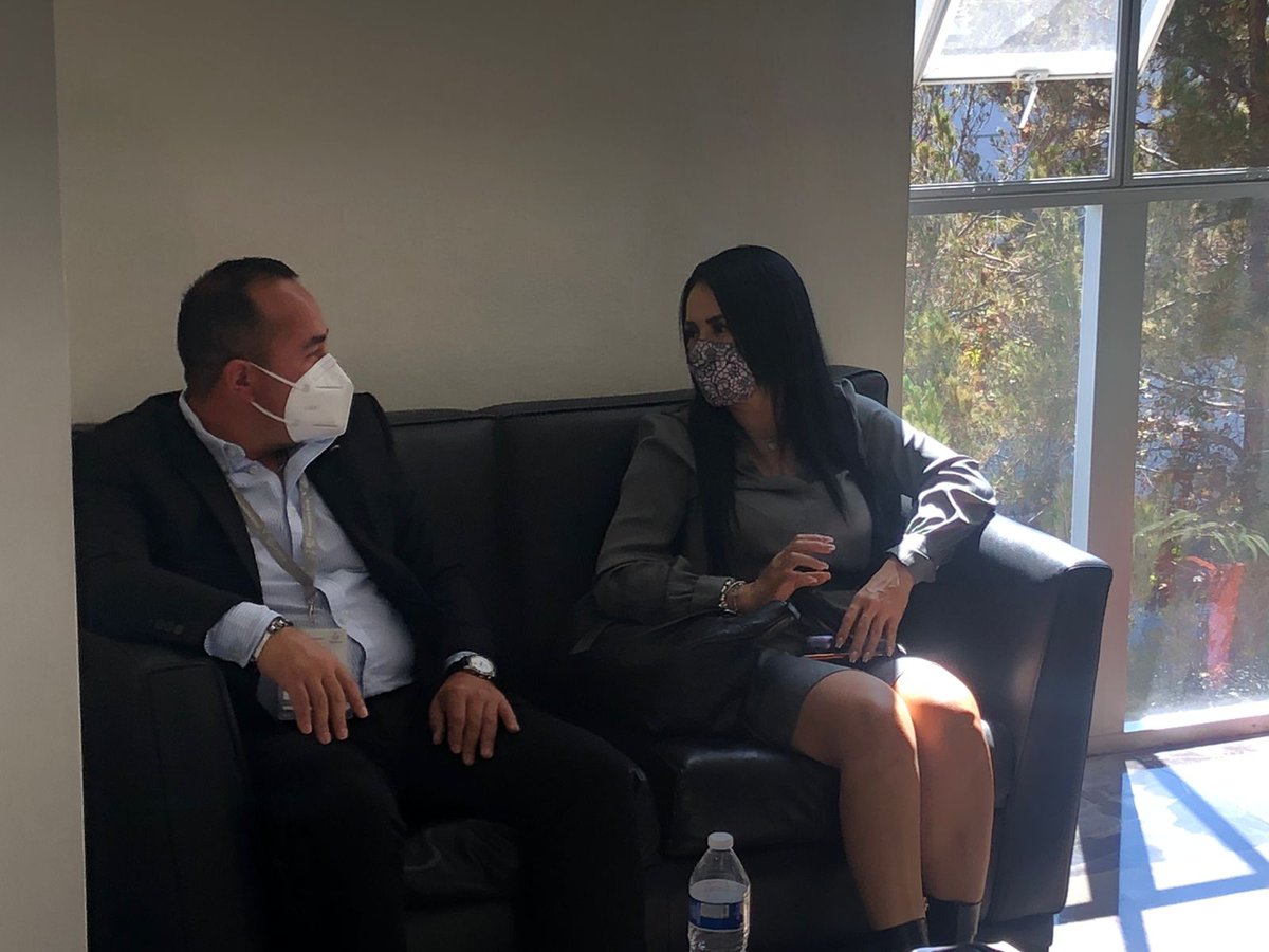 LuzMa_Alatorre's tweet photo. En la @prosocjalisco tenemos claro que las regiones de #Jalisco son prioridad, es por eso que nos reunimos con el Subprocurador Edgar Israel Orozco Montes y su equipo de trabajo en @CiudadJudicial el objetivo es generar una agenda en común para generar los mejores resultados. https://t.co/b013v8J6qZ