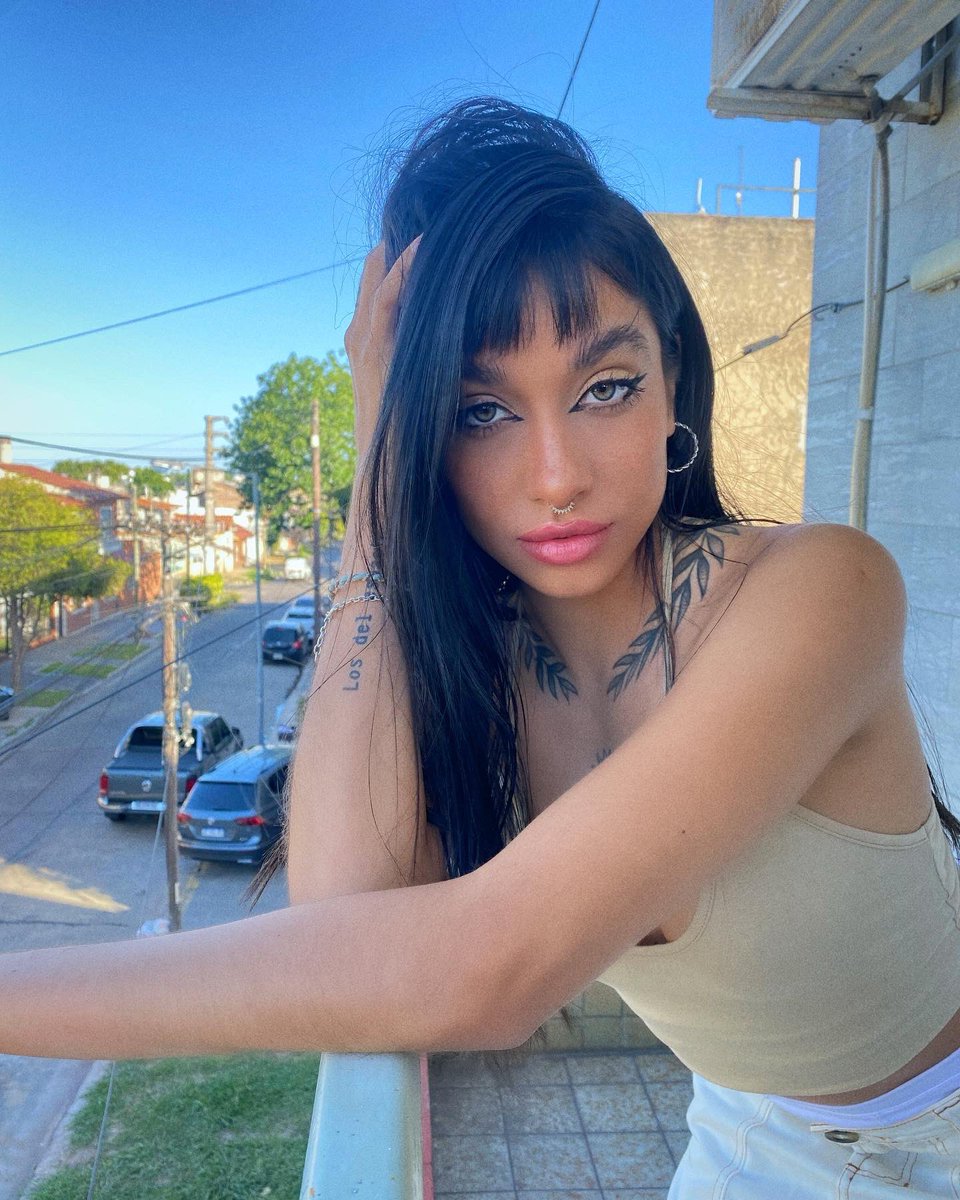 MariaBecerra22's tweet image. Me dice que si pero siempre le digo que no, si quieres tu puesto ganalooooo #suelta