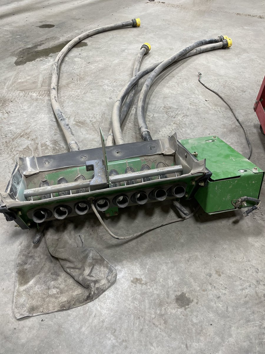 awatson823's tweet photo. For sale-1770NT Refuge tank and manifold. I have 2 of these available. East central Illinois. $400 each. DM if interested https://t.co/vpMGprenMr