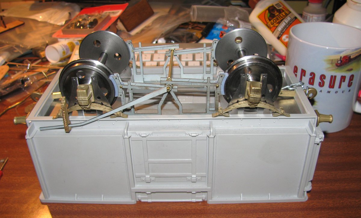 SleeperAgent01's tweet photo. Just got a few mins left for a birthday tweet to show off this G scale windcutter kit......can't wait till the next Jan sale to afford another 😂
#Gauge3 https://t.co/Q3dQjcb6WI