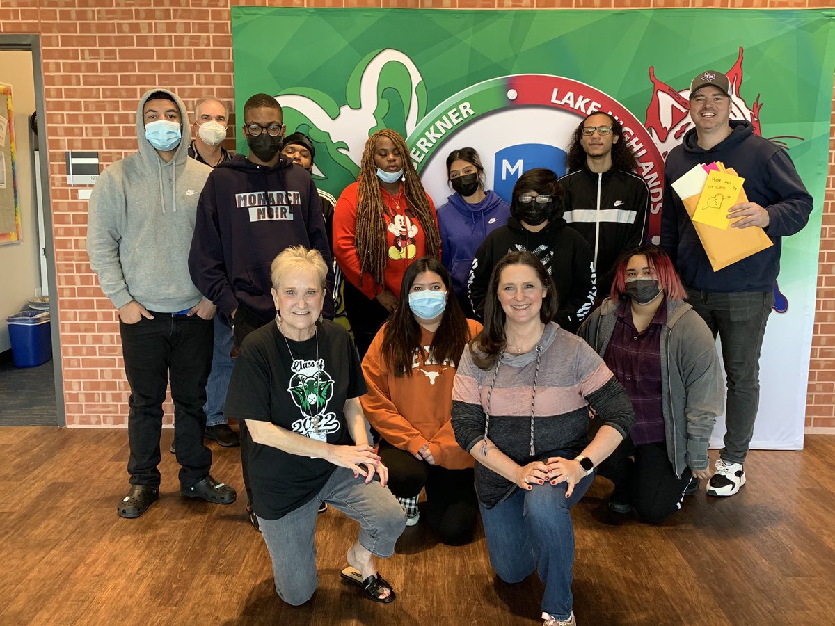 And MPA made channel 4 with <a href="/995thewolfdfw/">99.5 The Wolf</a> for our Valentines project for nursing homes <a href="/DebraGilliland/">🌵Debra Gilliland 🌵🏴‍☠️</a> <a href="/BillGallo2/">Bill Gallo</a> <a href="/_andiamtalandra/">Talandra Griffen</a> #risdpoweroflove