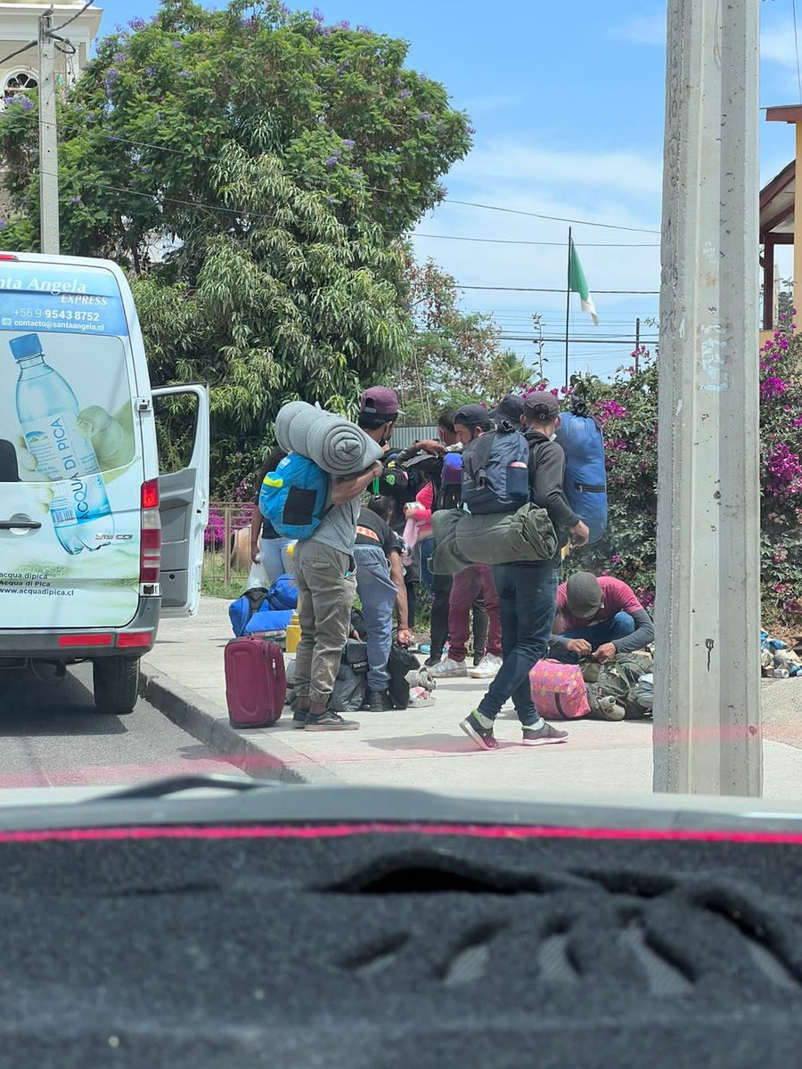 taniloayza's tweet photo. PULLMAN SANTA ANGELA una empresa de La region que daña a su propia region ¡¡¡ https://t.co/VPmICm2qWV @ivochang @HombredeRadio https://t.co/dv8sq7kd04