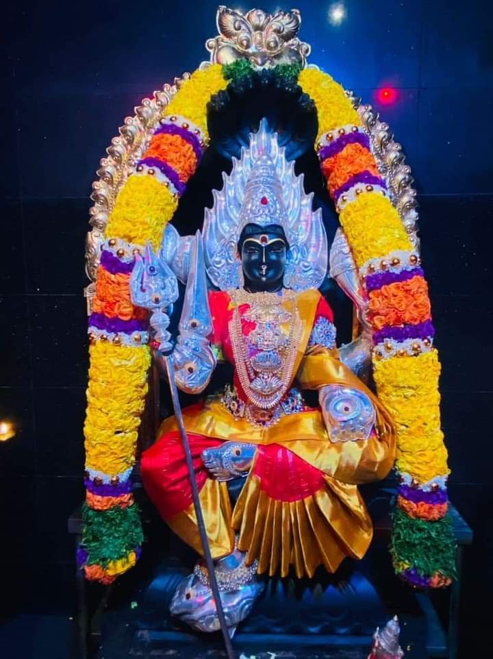 _Sanatani007's tweet photo. The source of all the energies !!

ॐ नमश्चण्डिकायै नमः ❤🙏 https://t.co/oBYTMN0FZK