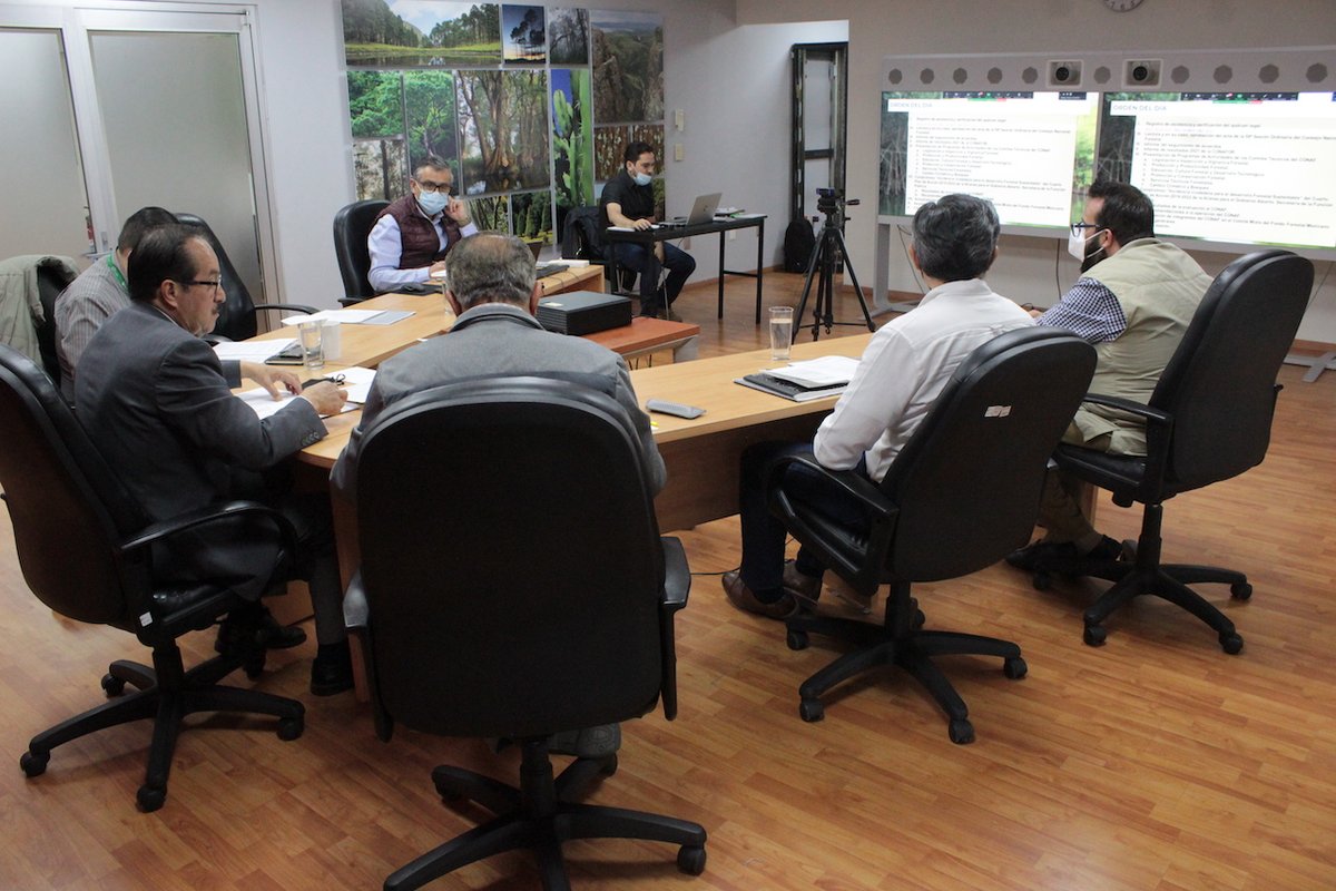 CONAFOR's tweet photo. También se presentó la evaluación 📝 y recomendaciones🤝 de mejora respecto al funcionamiento del mecanismos de participación social.🙋🙋‍♀️🙋‍♂️ https://t.co/w55bJQtwHc
