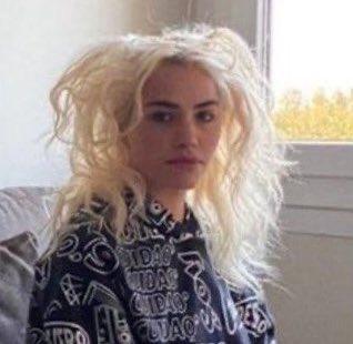 Así quedé después de escuchar la canción 

LLAMADA PERDIDA