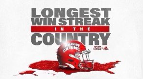 sauc3ychris's tweet photo. #AGTG After a great call with @CoachMGiuliani I am blessed and honored to receive an offer from the University of Louisiana!!🌶🔴⚪️@coachscott20023 @samspiegs @RecruitLouisian #RaginCajun https://t.co/SgFPH1Zdby