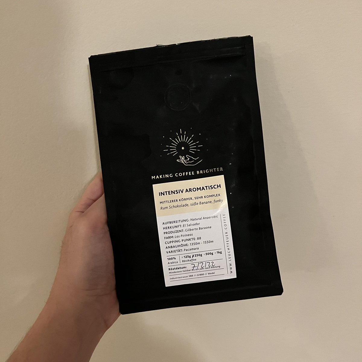 ramen_rage's tweet photo. It’s all worth it. I no longer have the urge to go back to Melbourne just to enjoy coffee. Brussels may not have a lot of options to enjoy specialty coffee, but finding quality beans in Europe is easy. This Kapitan is the best coffee I’ve ever had so far. https://t.co/ev3GScOjTT