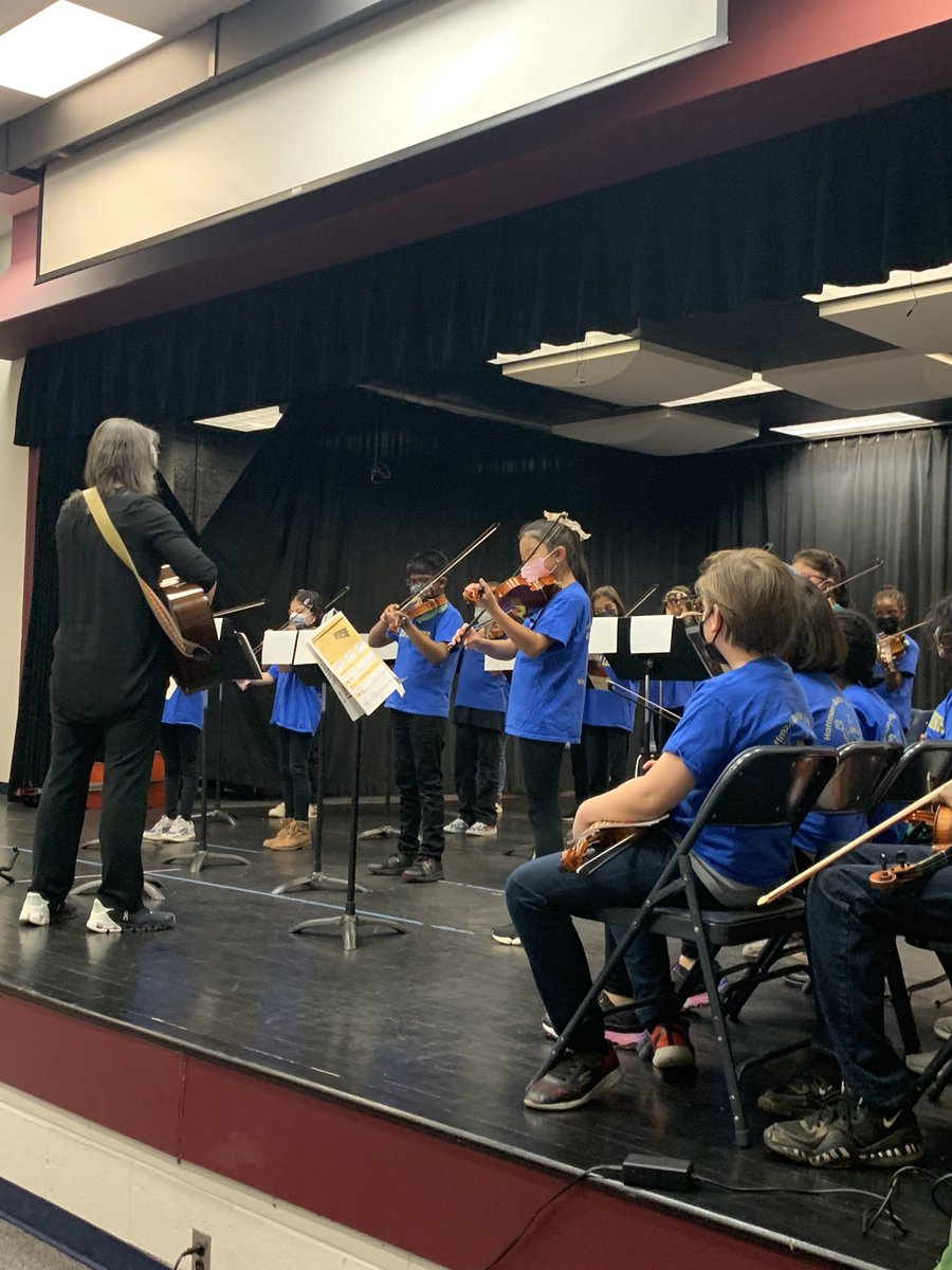 Kelly Barrett tweet media