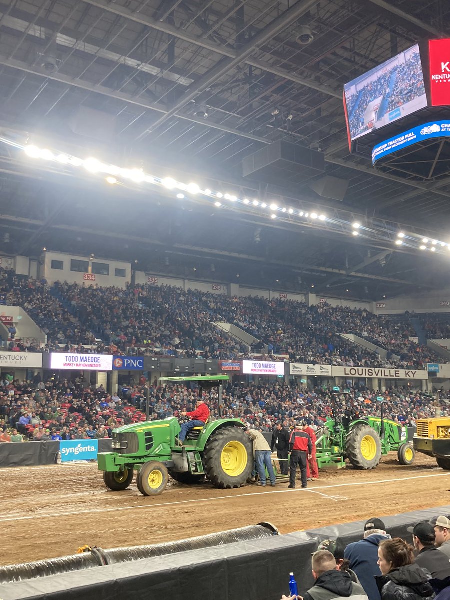 itsyurdestiny16's tweet photo. Sec 115 row H seats 1, 2,&amp;3  
#SaltroUpgrade #TractorPull #NFMS https://t.co/p0dLsL1ybo