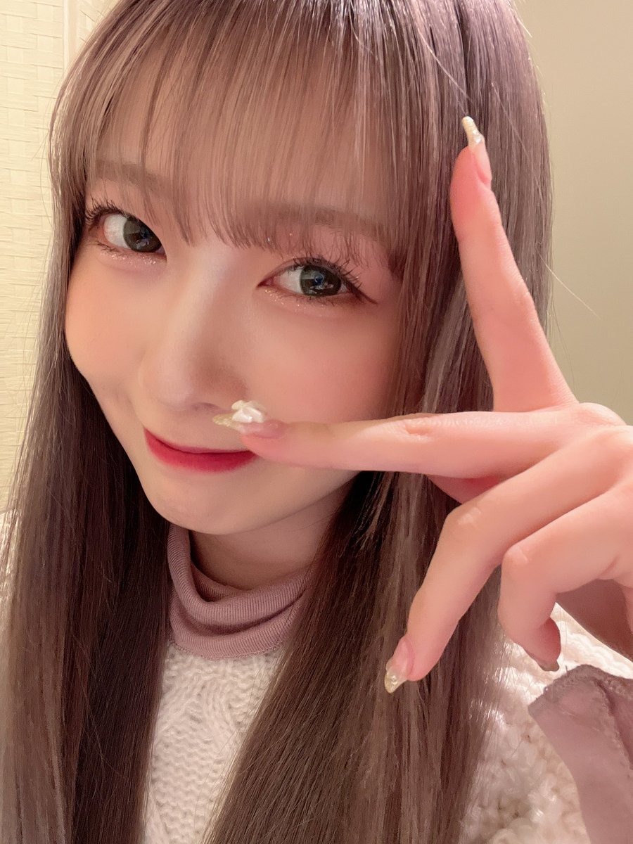 _hinatarin's tweet photo. 自己紹介のとこわたしのことかいてくれてるこ大好き……一生大事にするかんな~
めっちゃみてるよ https://t.co/3rL6KZBlgh