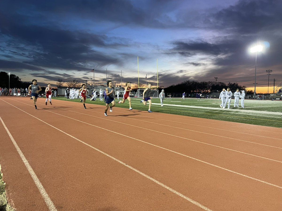 BMSS_Athletics's tweet photo. First Track &amp; Field meet is on! Just finished the 100m Dash and South is on fire. #LETSGO #WEARESOUTH https://t.co/6pcNUefnL9
