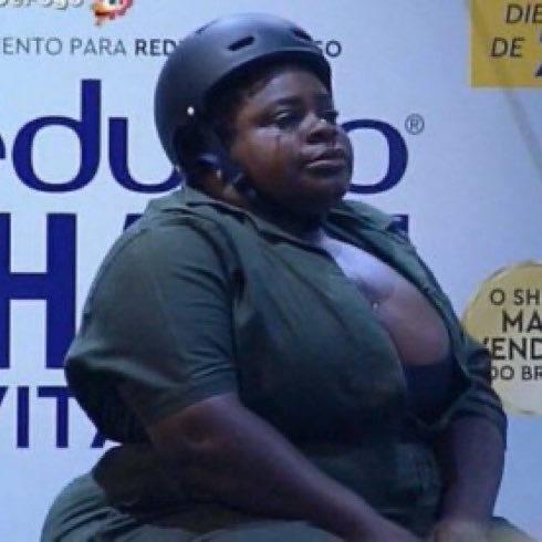 2 pic. meu deus eu não aguento mais querer botas que não vende no Brasil https://t.co/bHLfLdUFoN