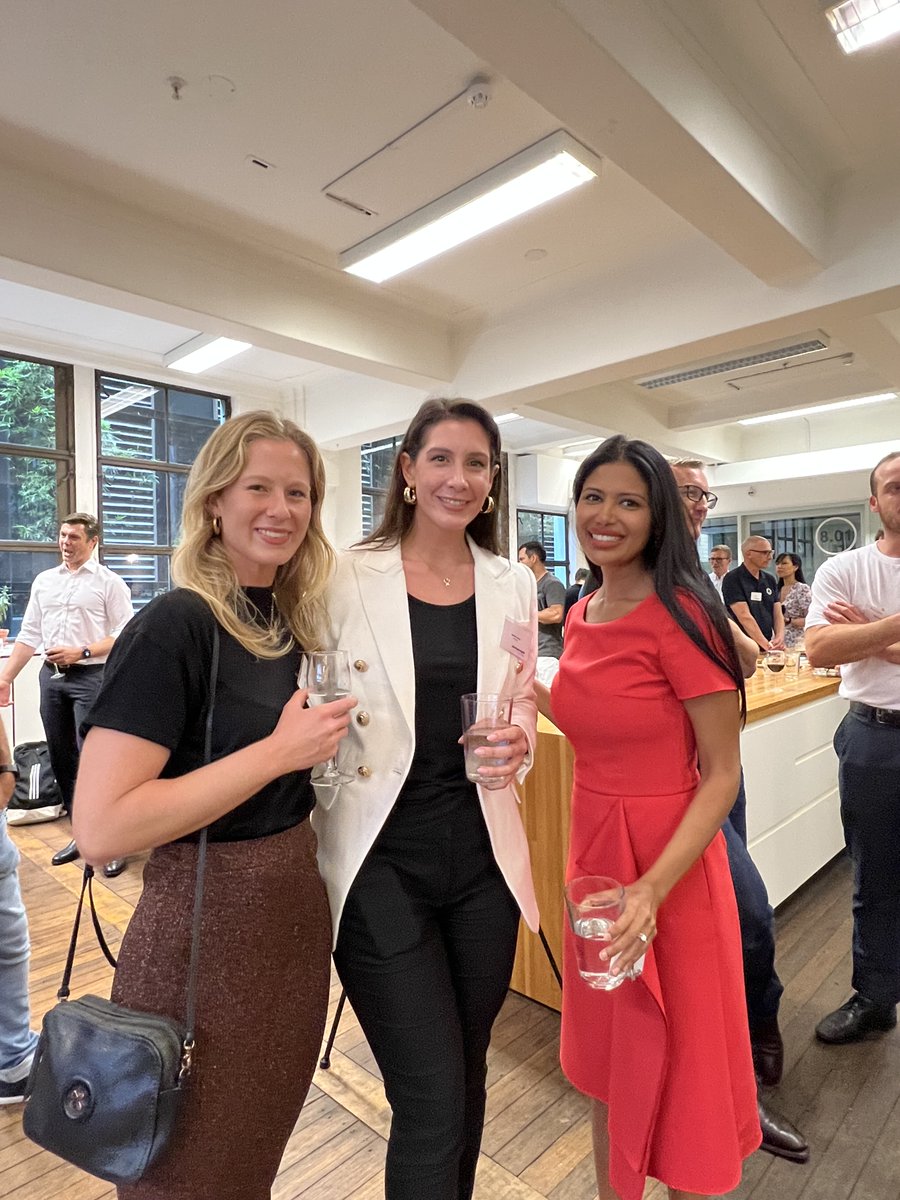 Startup&Angels tweet media