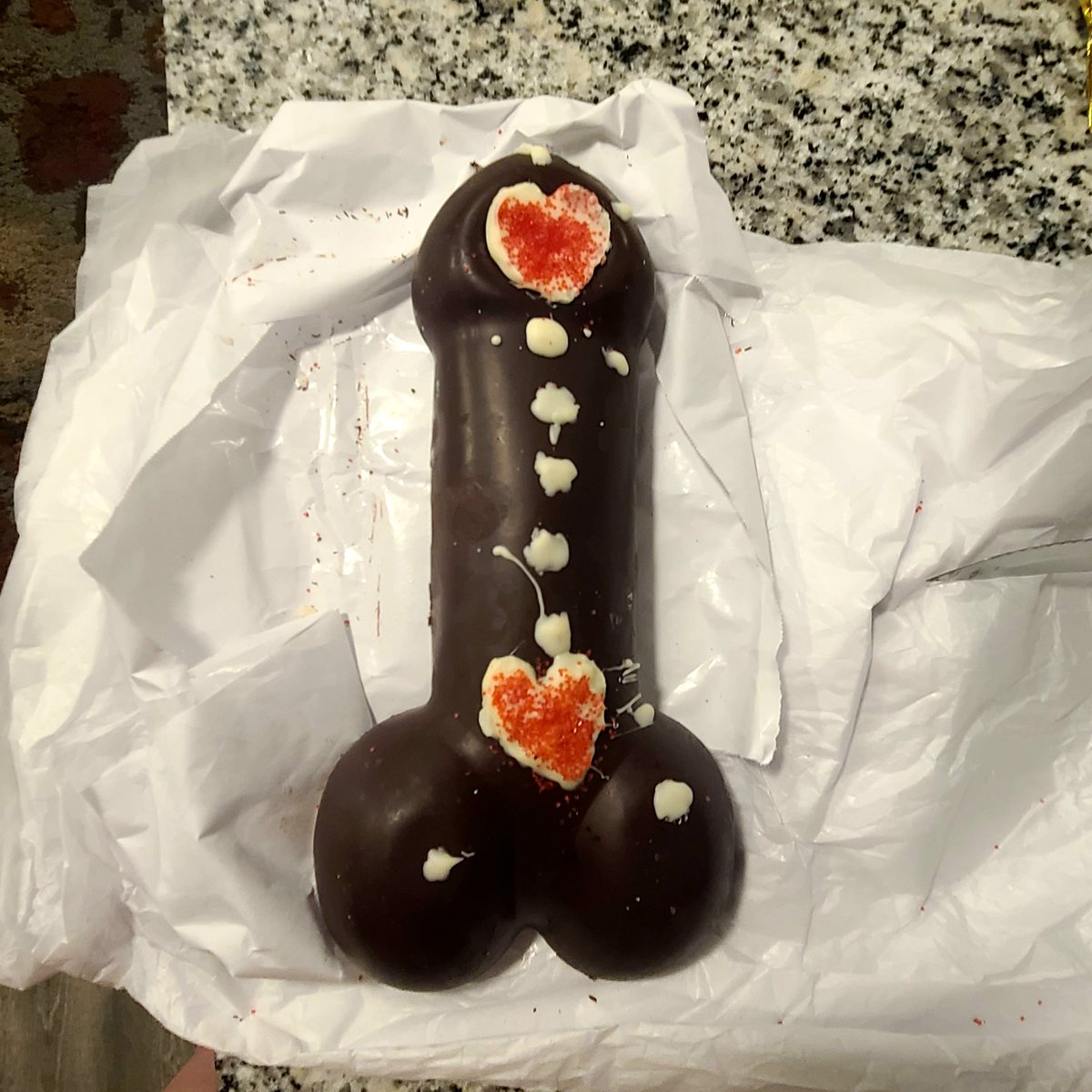 AshleyNicole243's tweet image. I finally got the dick I&apos;ve always wanted!!!

Thanks to the kind soul who got it for me. I&apos;ll treasure every inch of it!!!