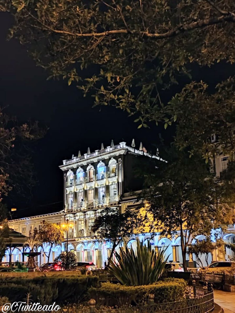 CTwitteado's tweet photo. La belleza de Cuenca atrae a propios y extraños. https://t.co/V3QXPjKMWT