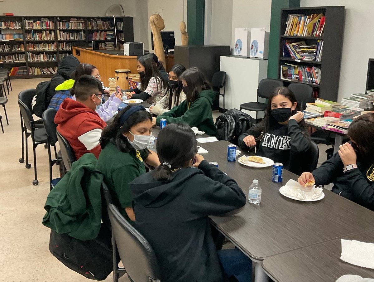 CaseyTobin10's tweet photo. “We See You” 7th Grade Celebration for MP2! So proud of our 7th graders and recognize all of the hard work they put in every day. We love you, and WE SEE YOU! 💚 #respectforallweek https://t.co/aehVhw0Wgu