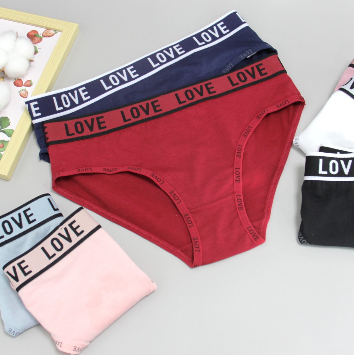TradeChina247's tweet photo. 🩲🧜‍♀️100% cotton breathable underwear! Wear it and you will be the sexiest!😍
https://t.co/GWkSO9PlJp
#textiles #Lady #Traders #import  #exports https://t.co/WPe0qEyFlD