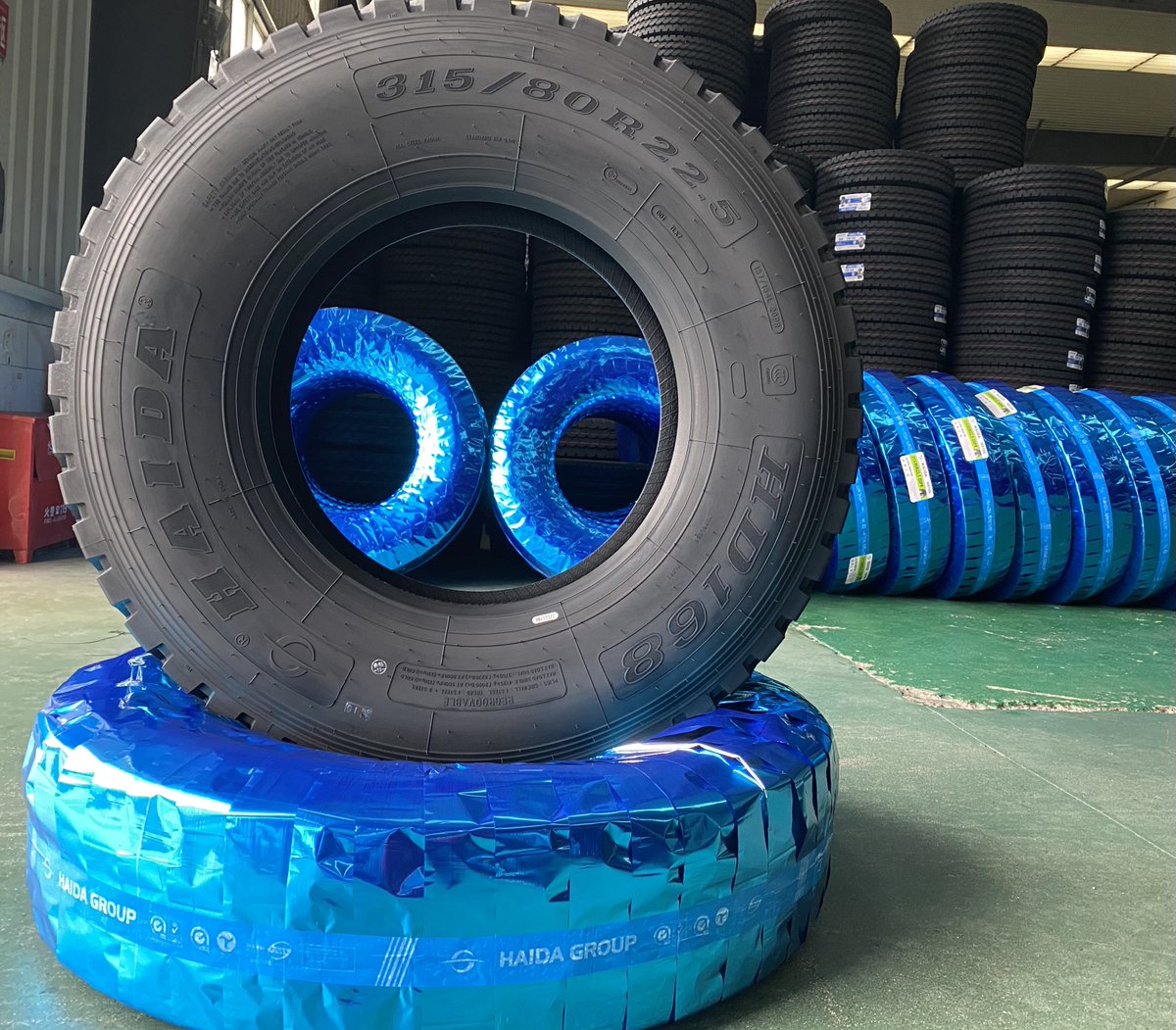 TradeChina247's tweet photo. 🚗Reasonable long drive truck tires 11R22.5 315/80R22.5 12.00R20 10.00R20 Parts CP168 is the best brand partner!👯
https://t.co/63gRpLn7Qo
#tire #Vehicle #Traders #exhibitions #China https://t.co/epE176B9AO