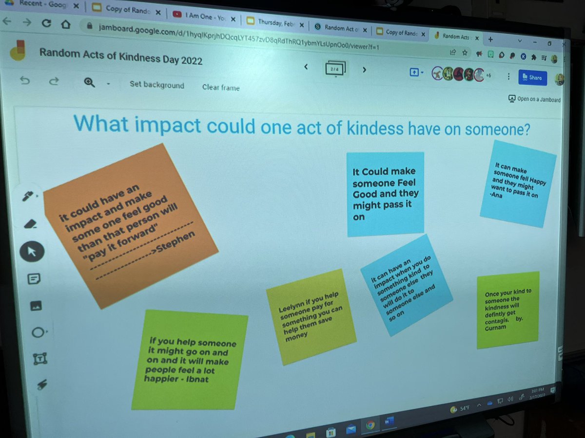 CaroddosKiddos's tweet photo. The students have been performing random acts of kindness all week! We’ve been discussing the impact being kind has on others! @meadowbrookem https://t.co/CkA4OYg1Hh