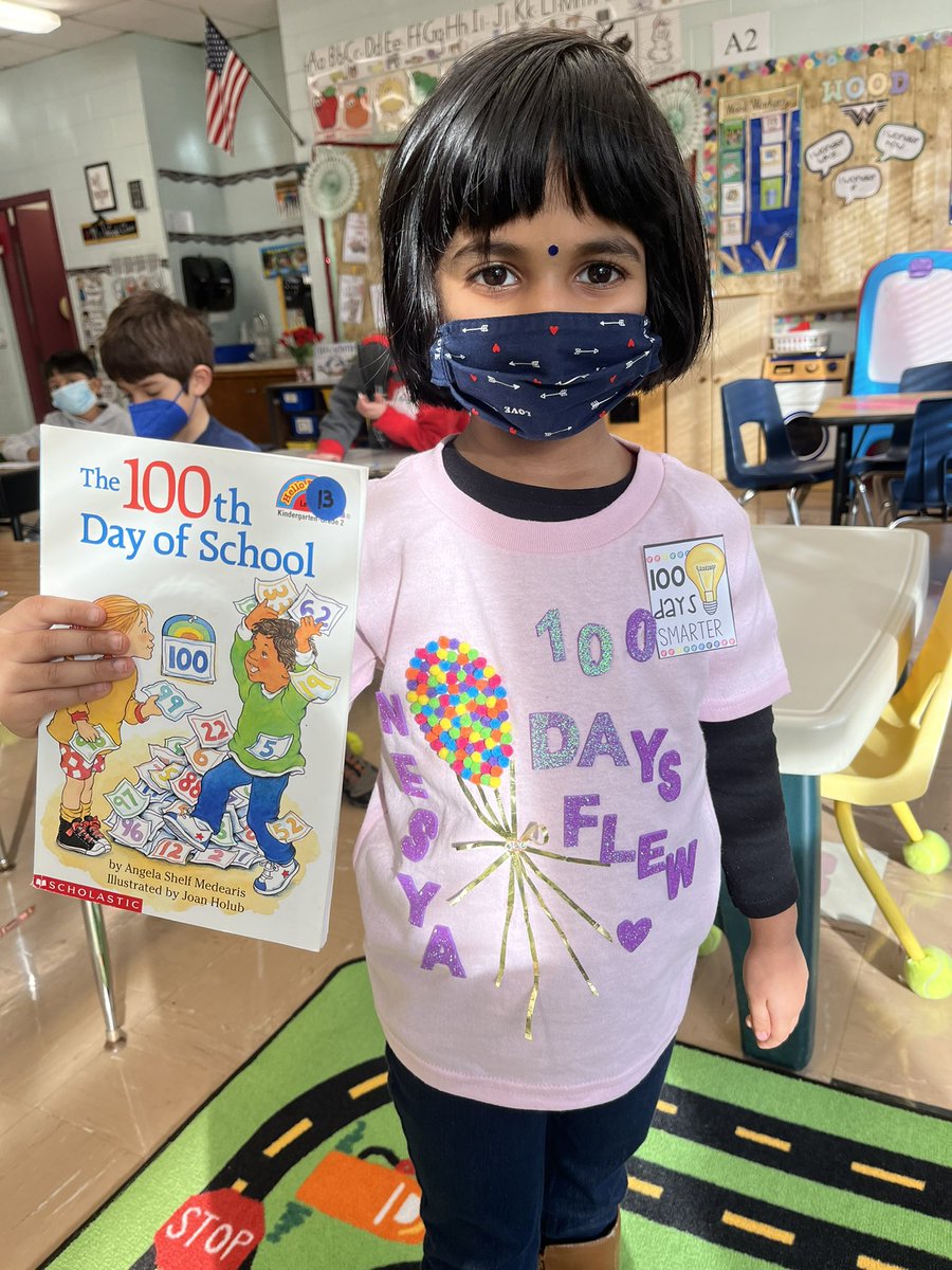 MrsKWood14's tweet photo. Hip Hip Hooray! It’s the 100th Day! @BRRSDHamilton https://t.co/TPR8aq3eOX