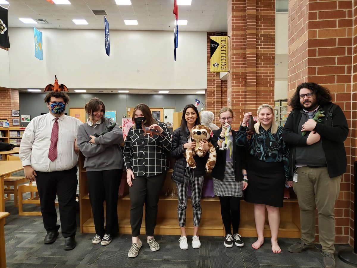 First day of NatQuals is in the books! Close cuts in Extemp and IEs but Gabby is our first NATIONAL QUALIFIER in Oratory! 
So proud of the work our team does!
Congress and debate start tomorrow!