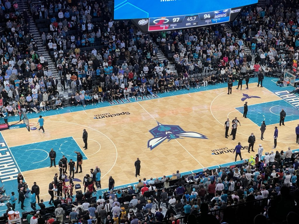 DGOODEN83's tweet image. Lowry said not today #MIAvsCHA