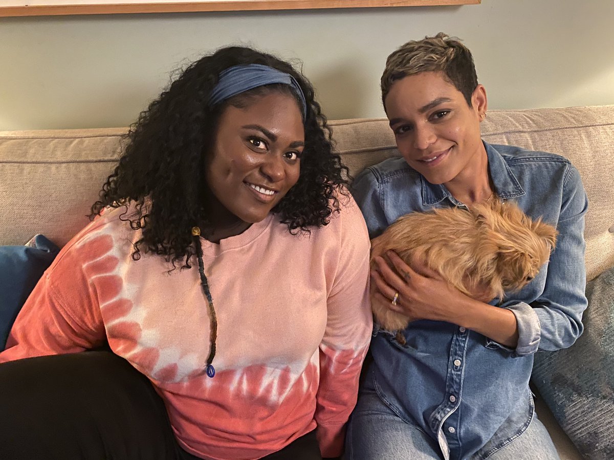 thedanieb's tweet photo. Shout out to the hottest, talented, and coolest tv wife ever @ElizabethLudlow So great working with you! #PeacemakerParty https://t.co/8ngpEEwqsz