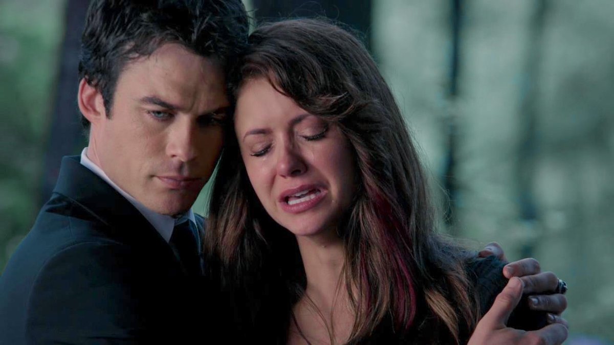 dobredelenx's tweet photo. Nos momentos mais difíceis, Damon e Elena se apoiam, eles sempre estavam lá um para o outro, cuidando um do outro. https://t.co/YShhPWqomM