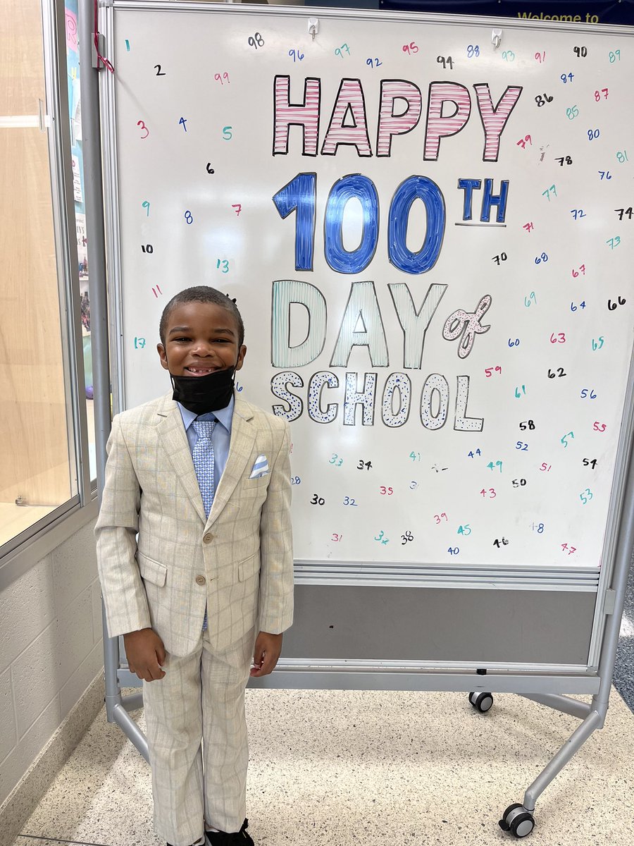 RBowlingVA's tweet photo. We had a grand time celebrating the 100th day of school! https://t.co/nGa0D3AOYF