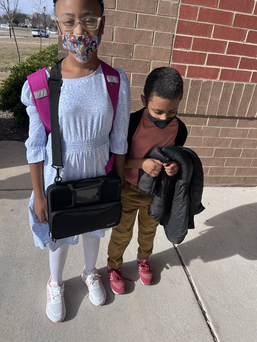 RBowlingVA's tweet photo. We had a grand time celebrating the 100th day of school! https://t.co/nGa0D3AOYF