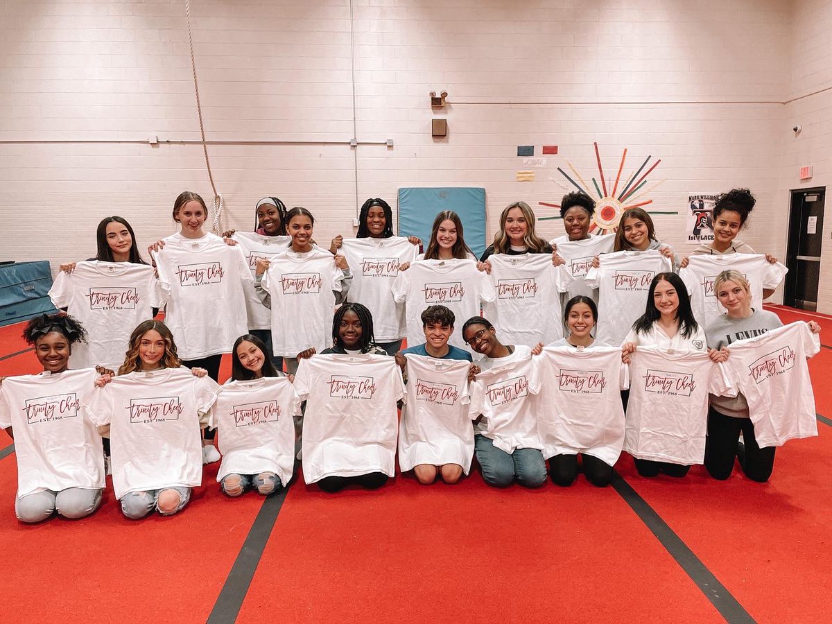 We’d like to welcome all of the new girls to our team and thank everyone who tried out! It’s going to be a great year!