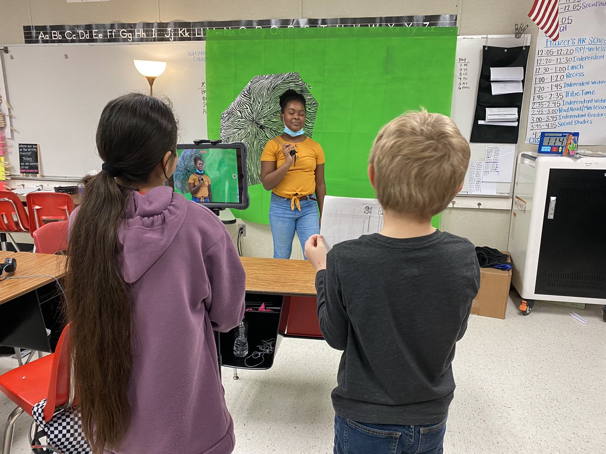 HayChamberlain's tweet photo. These 4th graders seriously enjoyed creating their news broadcasts today! https://t.co/HhD9DzIq8U