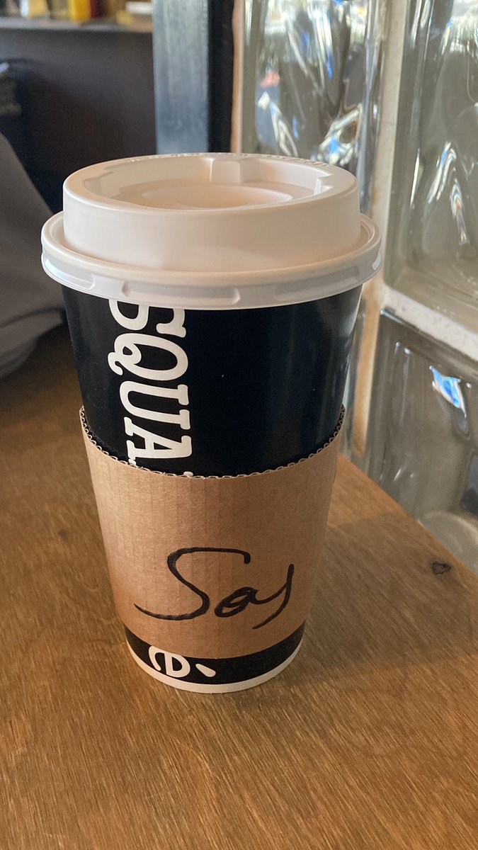 Pilo_frkw's tweet photo. 久しぶりに仕事で都内へ。
昔よく通ってたsquare cafe。
久々のソイラテ。
#SQUAREcafe https://t.co/cJJUvYNvx0