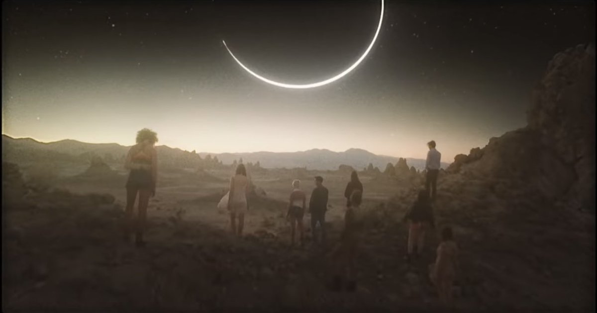 whyami_staying's tweet photo. lana del rey’s mv for love will forever be top-tier https://t.co/avFfbgE0oK