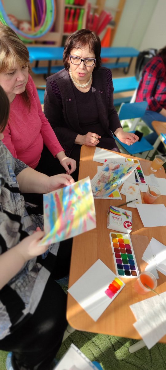 Полным ходом идёт подготовка к  научно-практическому семинару  "Опыт работы по внедрению цифровых и информационно-педагогических ресурсов через совместные проекты и деятельность детской телестудии" В рамках инновационной деятельности педагоги делились практическим опытом работы.