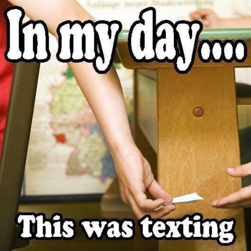 DonnaRandF's tweet image. Throw Back Thursday! 
Remember passing notes like this in school? 
Love the fancy folded ones 📝
Check Yes OR No  🤣
#throwbackthursday 
#oldfashionedtexts 
#notepassing 
#beforecellphones 
#checkyesorno 
#thiswastexting 
#oldschool 
#grandmalife 
#70slife 
#memories 
#schooldays