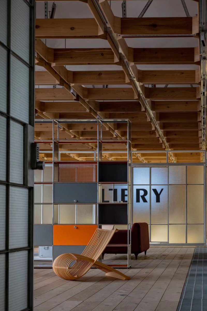 XuJeffy's tweet photo. The 813 gallery 
A art space in ShenZhen China.
The Bauhaus influence 
Interior architect: Xu Jeffy
https://t.co/IQcW7Oao4a https://t.co/mUf0MaEzTI