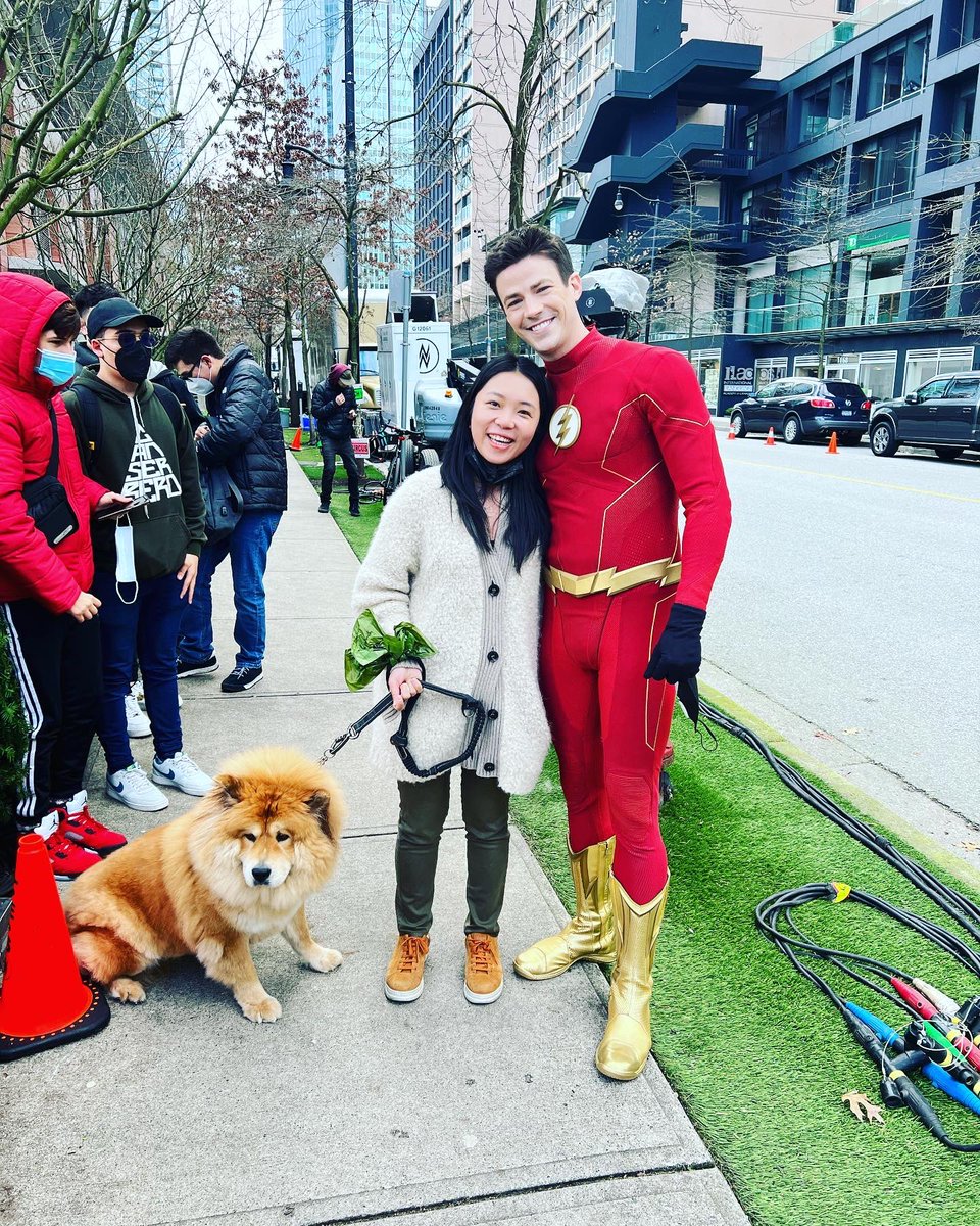 Angelicoin's tweet photo. Sooo lucky to meet Flash Barry Allen. A day which my dream came true. My dog also is one of the luckiest in the world!#hiflash #barryallen #flash #grantgustin #Netflix https://t.co/TAAeKlSomM